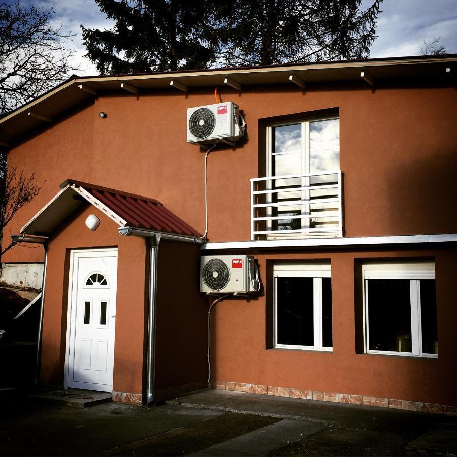Mia Apartmani - Novoizgradjeni Objekat Gornji Milanovac Bagian luar foto