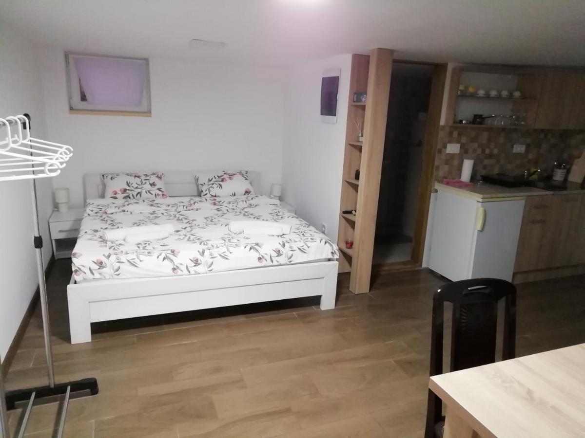 Mia Apartmani - Novoizgradjeni Objekat Gornji Milanovac Bagian luar foto